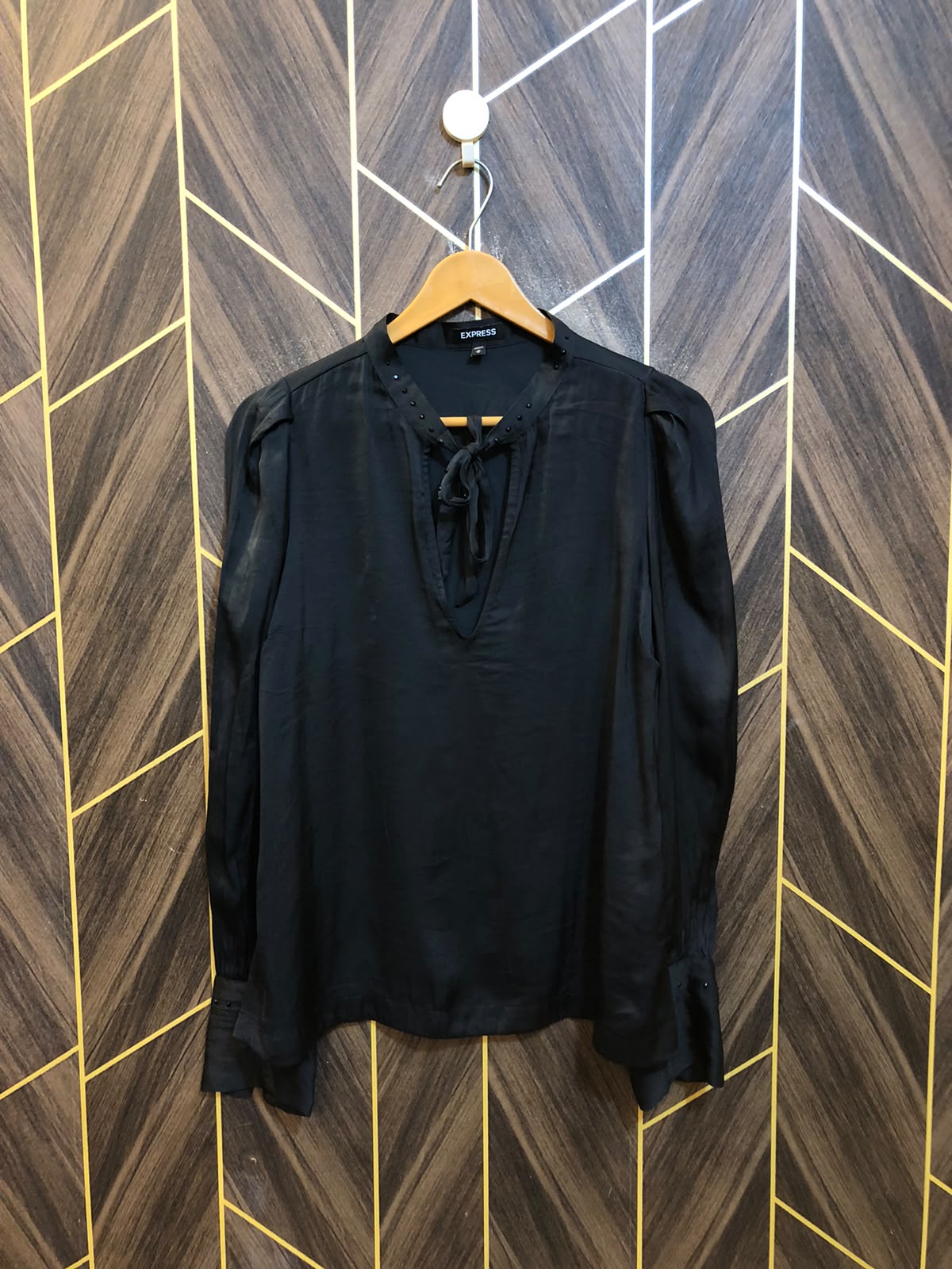 Western Top Silk – Medium Size (Chest: 19, Length: 24 )