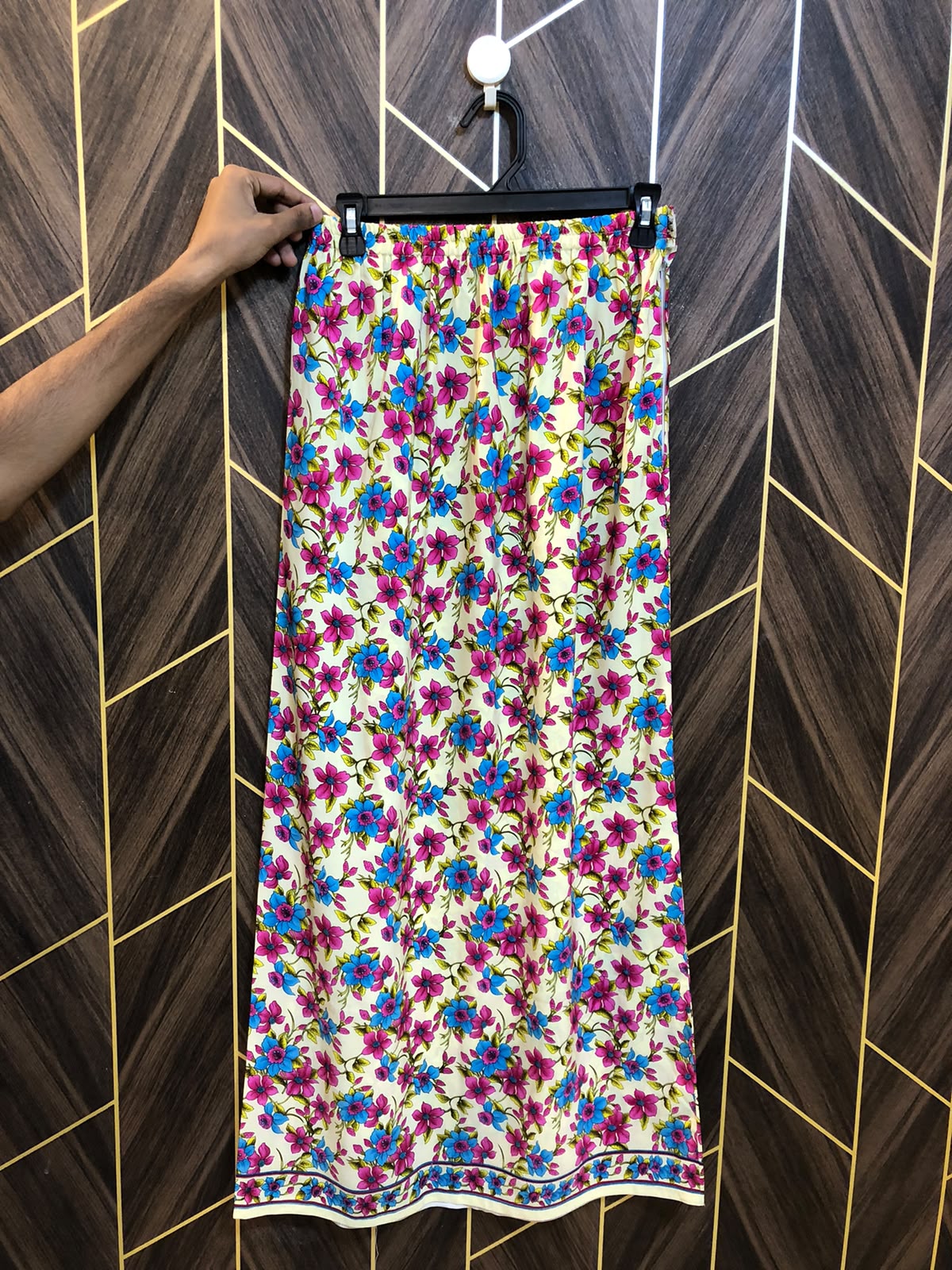 Women Skirts Silk X Small to Small | Size Waist 26–28 | Length 40