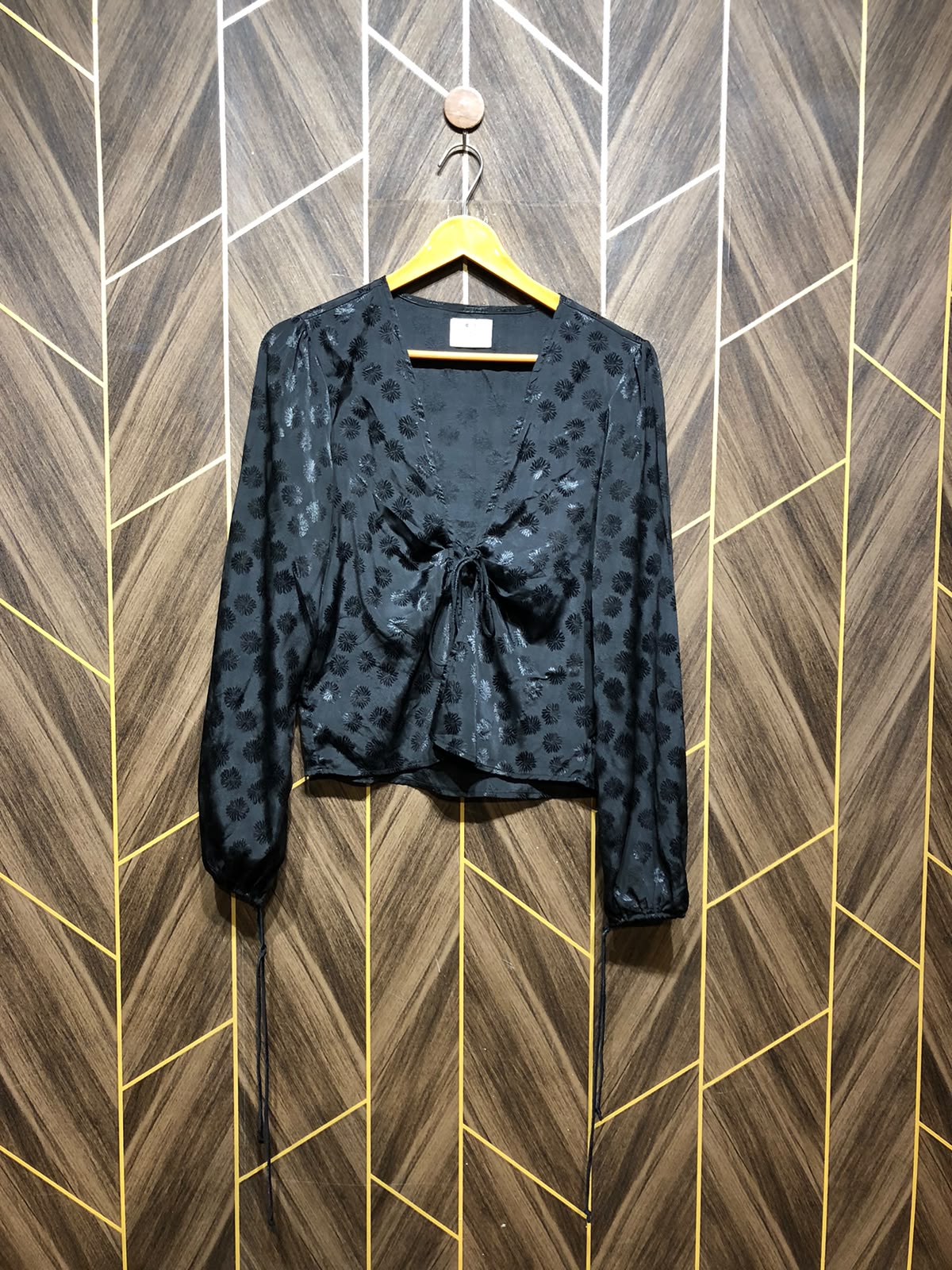 Western Top Silk – Small Size (Chest: 18, Length: 21 shrug )