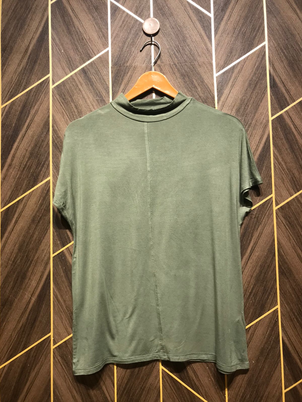 T-Shirt Jersey Medium Size Length 24