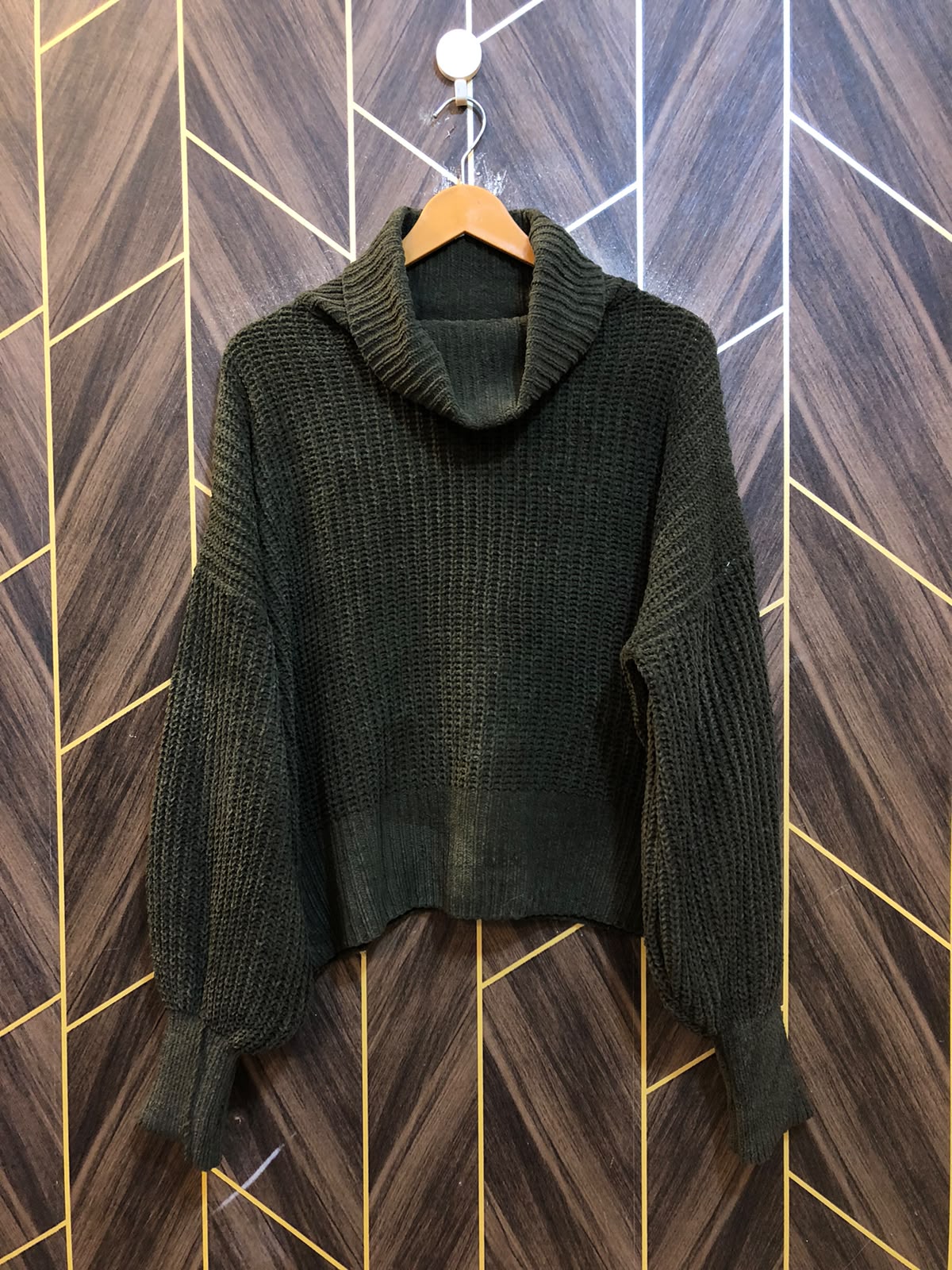 Women Crop Sweater 1XL | Size | Chest 23 | Length 24 baggy