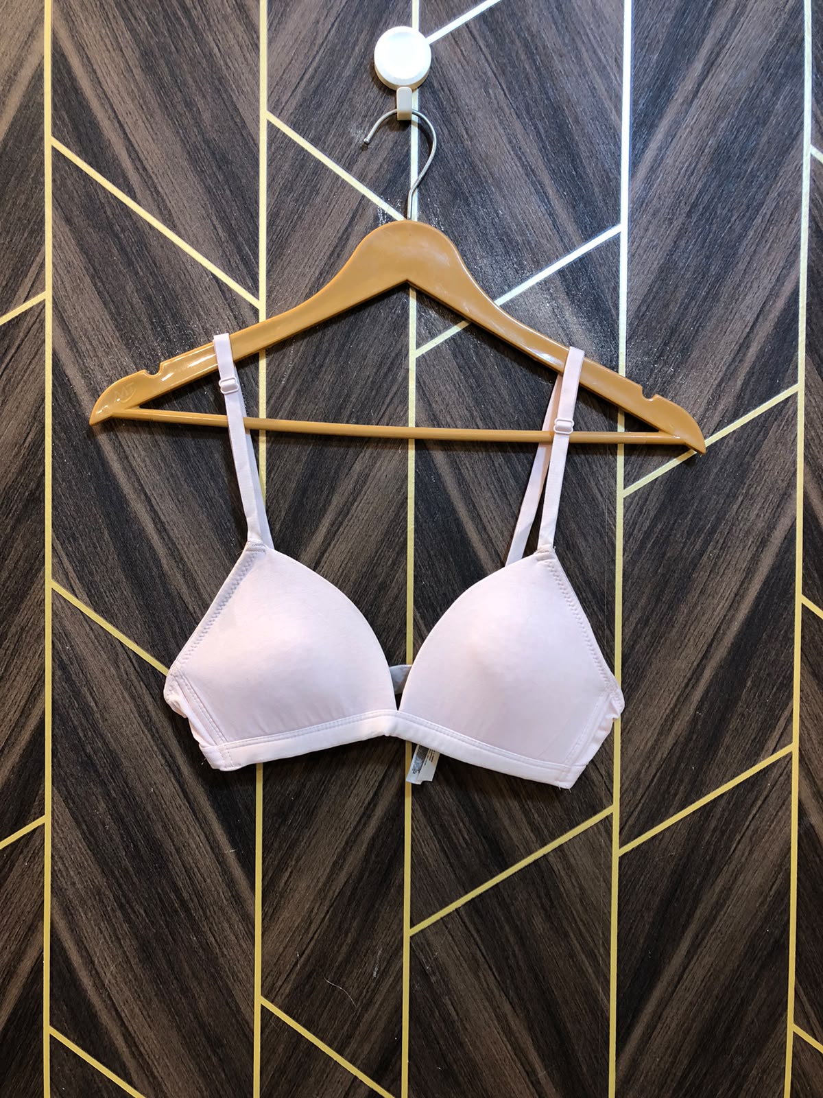 Women Sports Bra – Medium