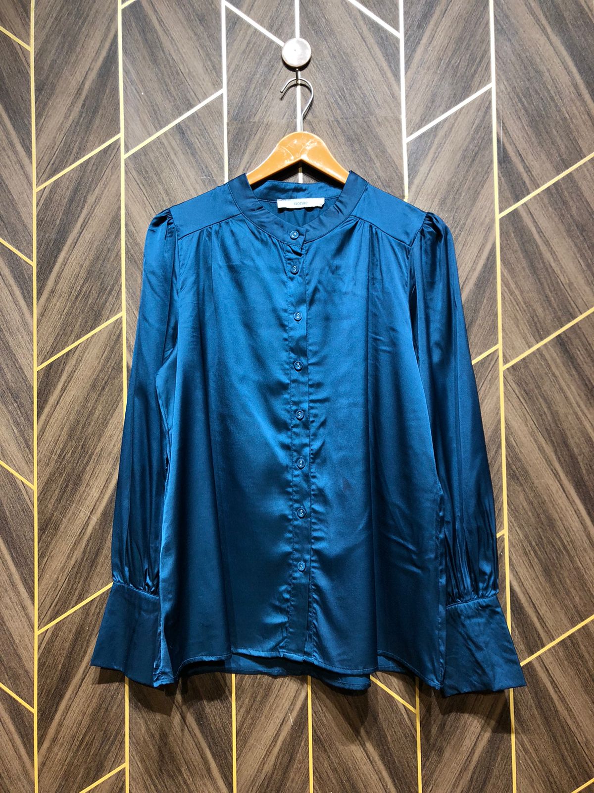Western Top Silk – Large Size (Chest: 20, Length: 27 )