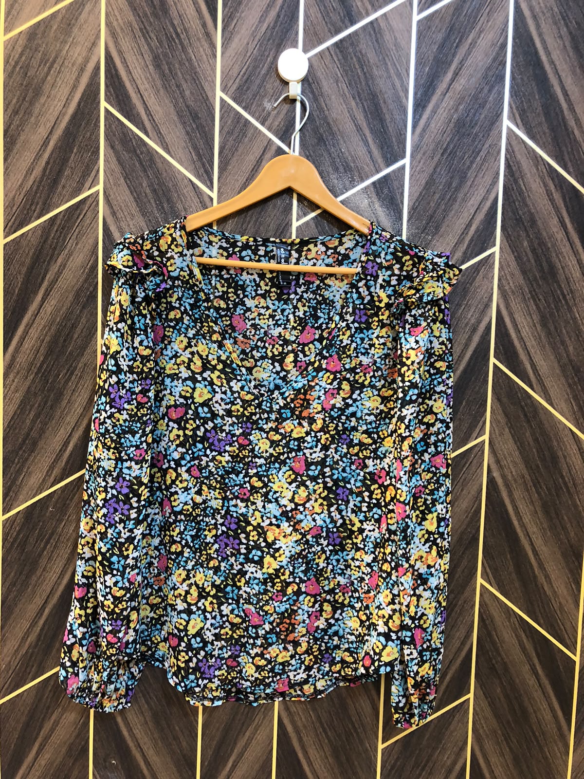 Western Top Chiffon (See Through) – Large Size (Chest: 21 , Length: 25 )