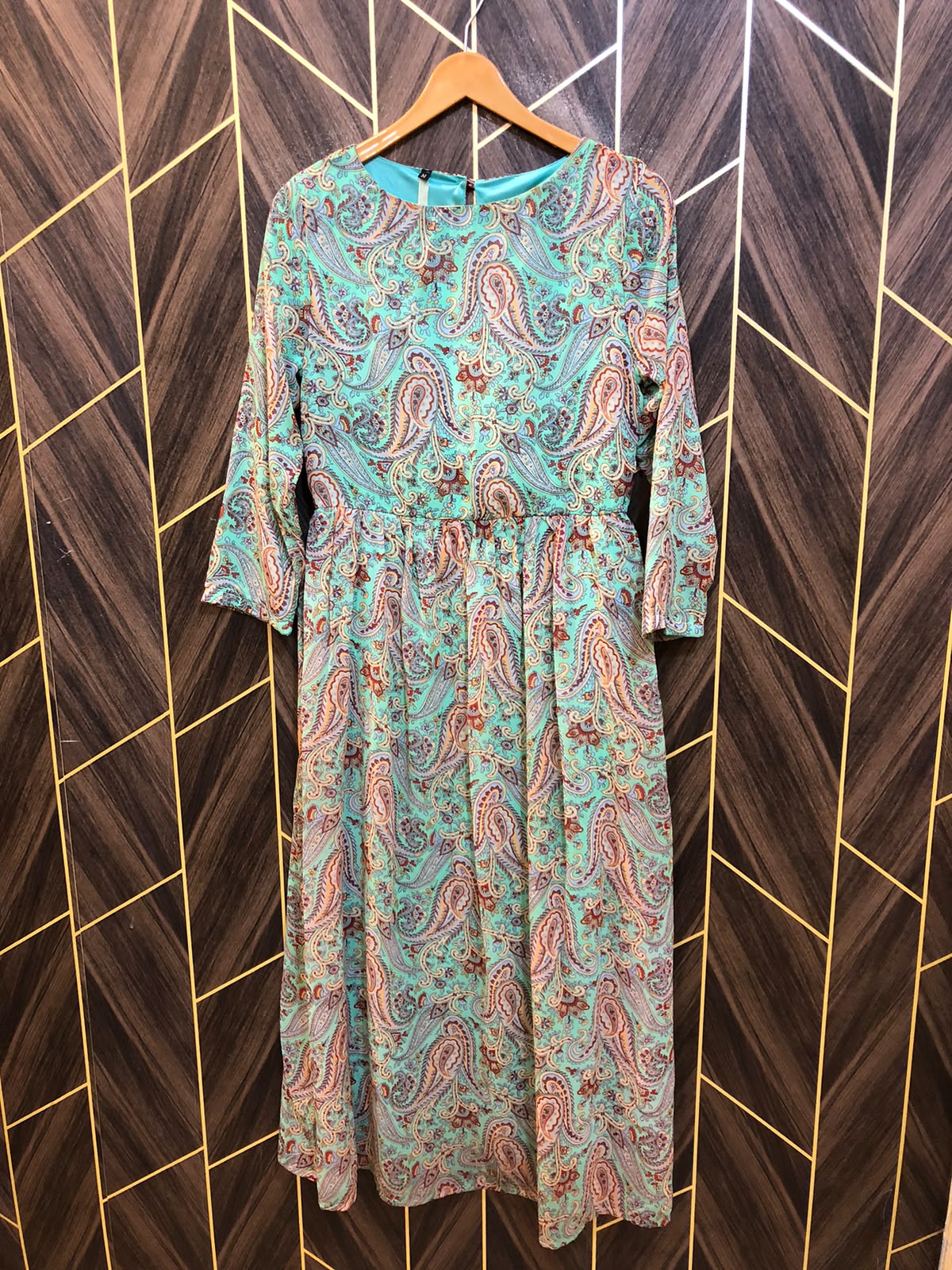 Western Long Maxi Chiffon Small | Size | Chest 18 | Length 50