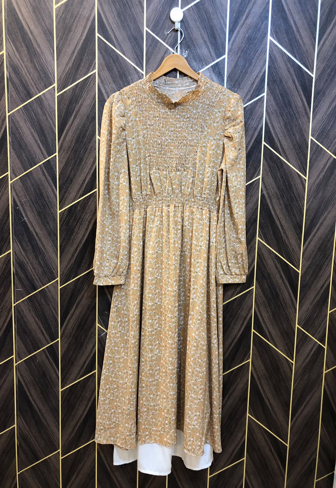 Western Long Maxi Chiffon Medium | Size | Chest 19 | Length 51