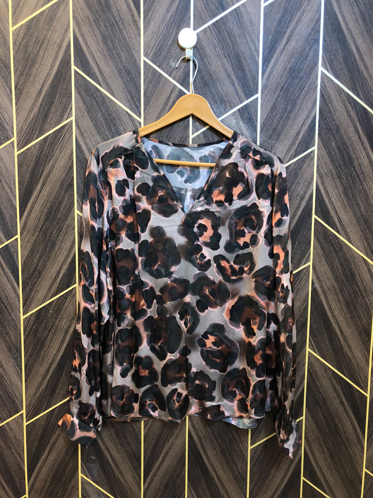 Western Top Silk – Large Size (Chest: 21 length : 26 )