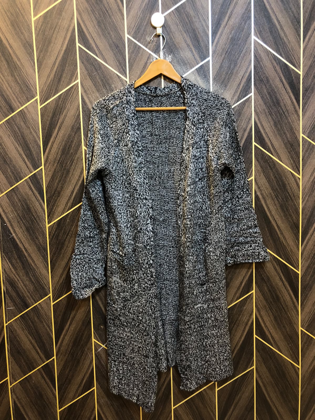 Women Wool Cardigan Sweater Medium | Size | Chest 19 | Length 38