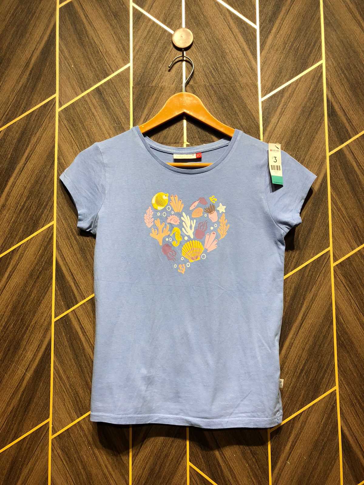 T-Shirt Jersey Small Size Length 21  14 years