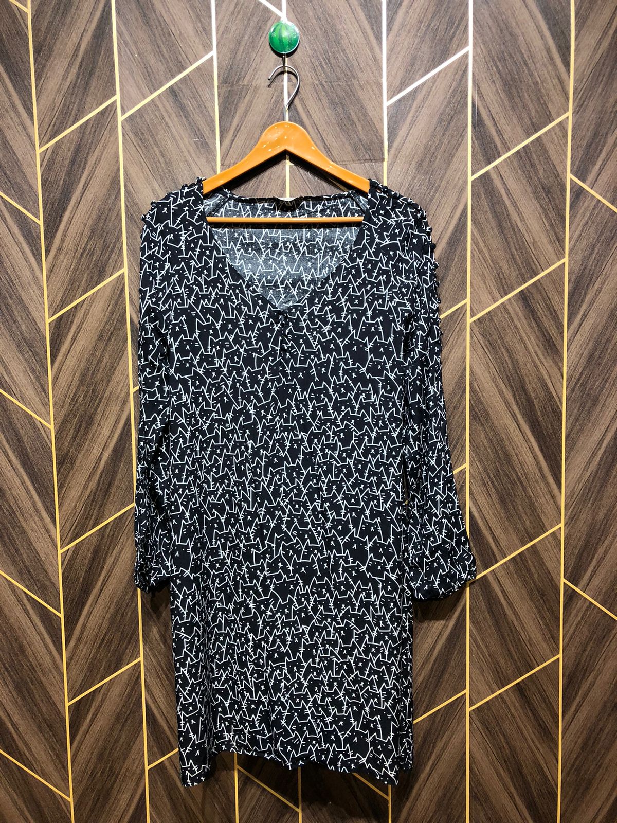 Women Long Shirt Linen Medium | Chest 19 | Length 34