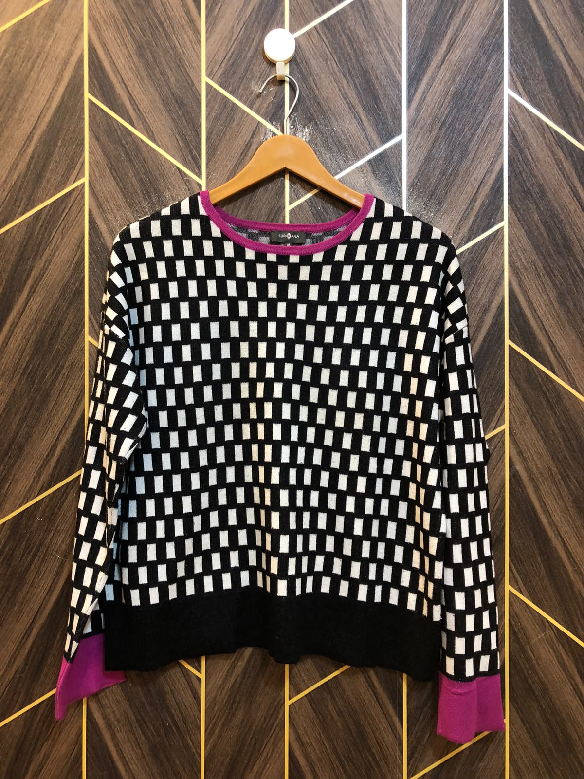 Women Crop Sweater Medium | Size | Chest 19 | Length 23 baggy