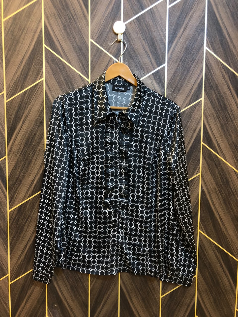 Western Top Silk – Medium Size (Chest: 19, Length: 25  )