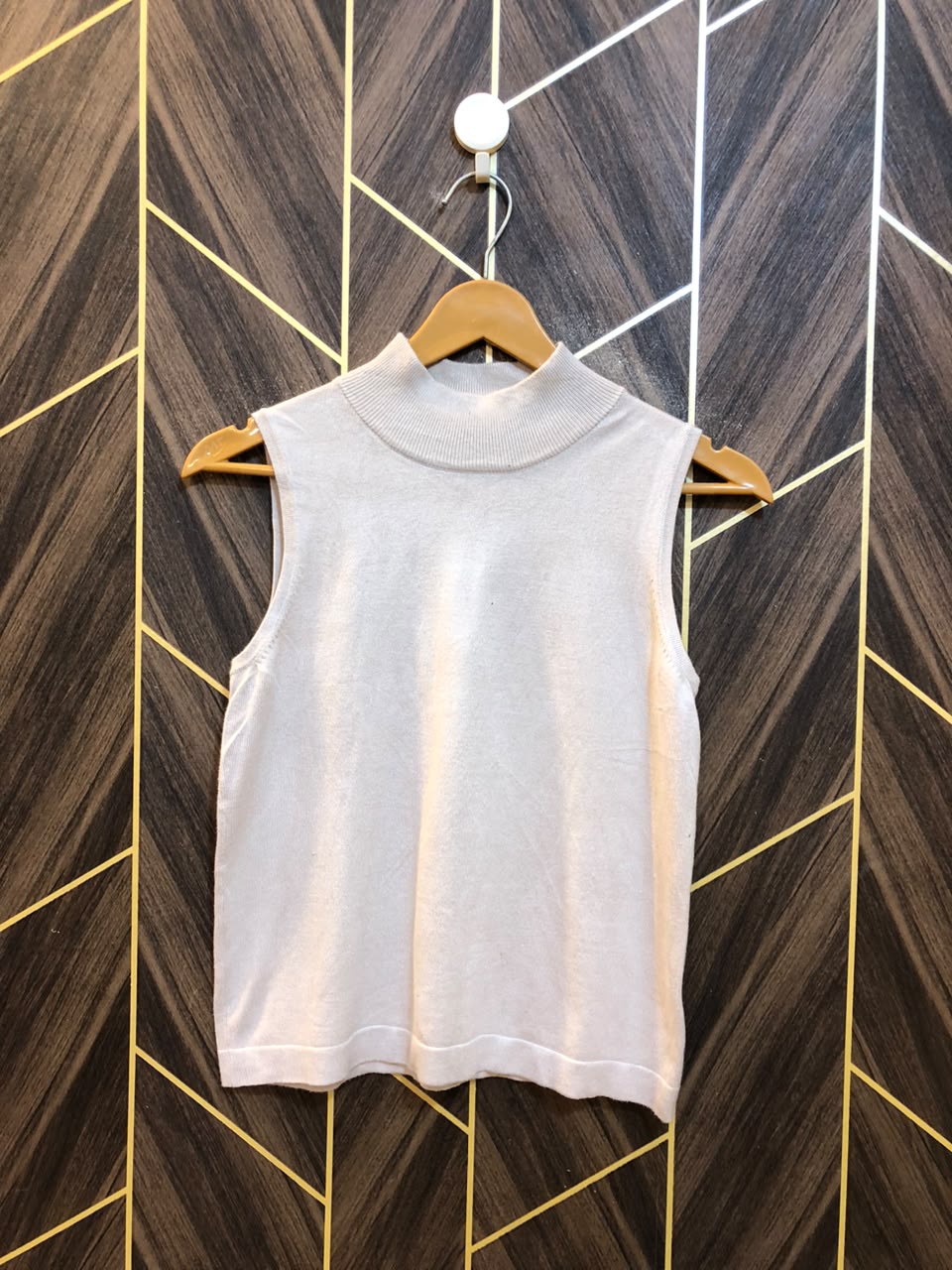 Trendy Jersey CropTop Size Medium heavy stuff