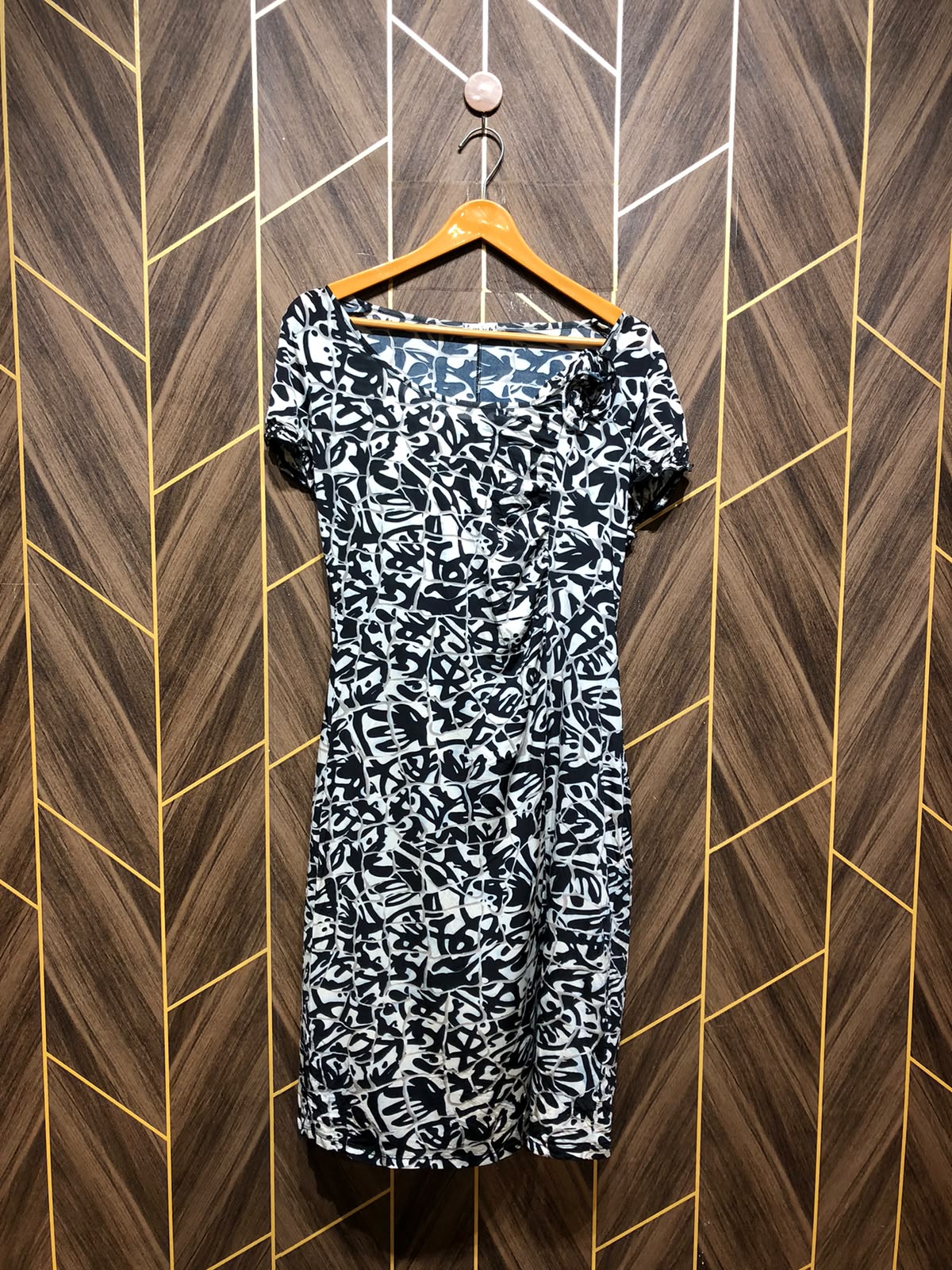 Mini Dress jersey size medium chest 19 length 41