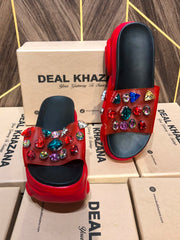 Women Comfortable Slippers Size 8 2 stone missing