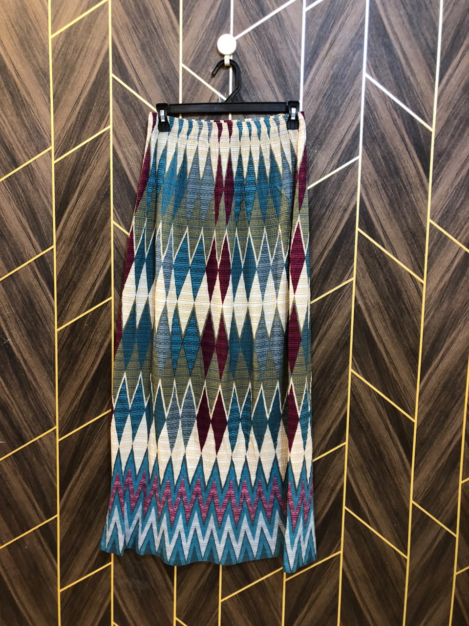 Women Skirts Silk Small to Medium | Size Waist 28–30 | Length 40