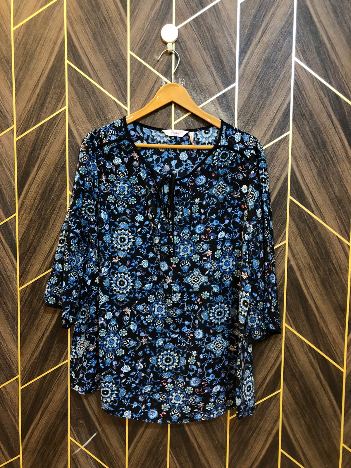Western Top Linen – Large Size (Chest: 20, Length: 29  )