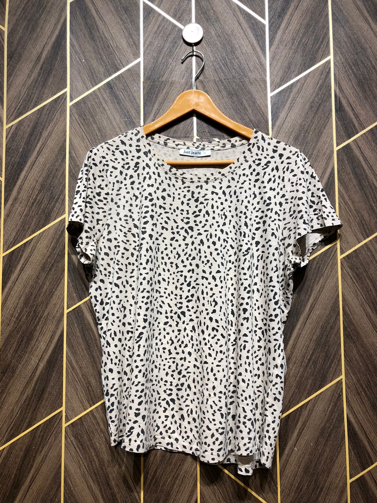 T-Shirt Jersey Medium Size Length 24