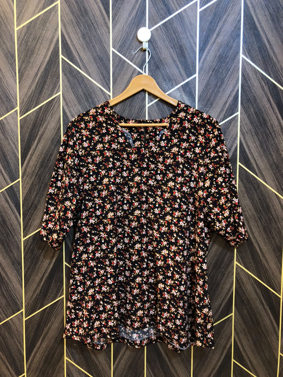 Western Top goerget– X-Large Size (Chest: 22, Length: 29)