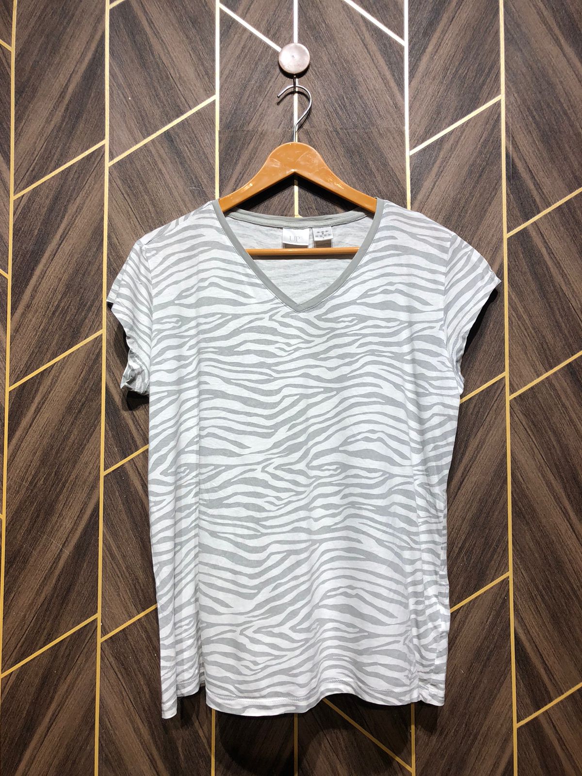 T-Shirt Jersey Large Size Length  25