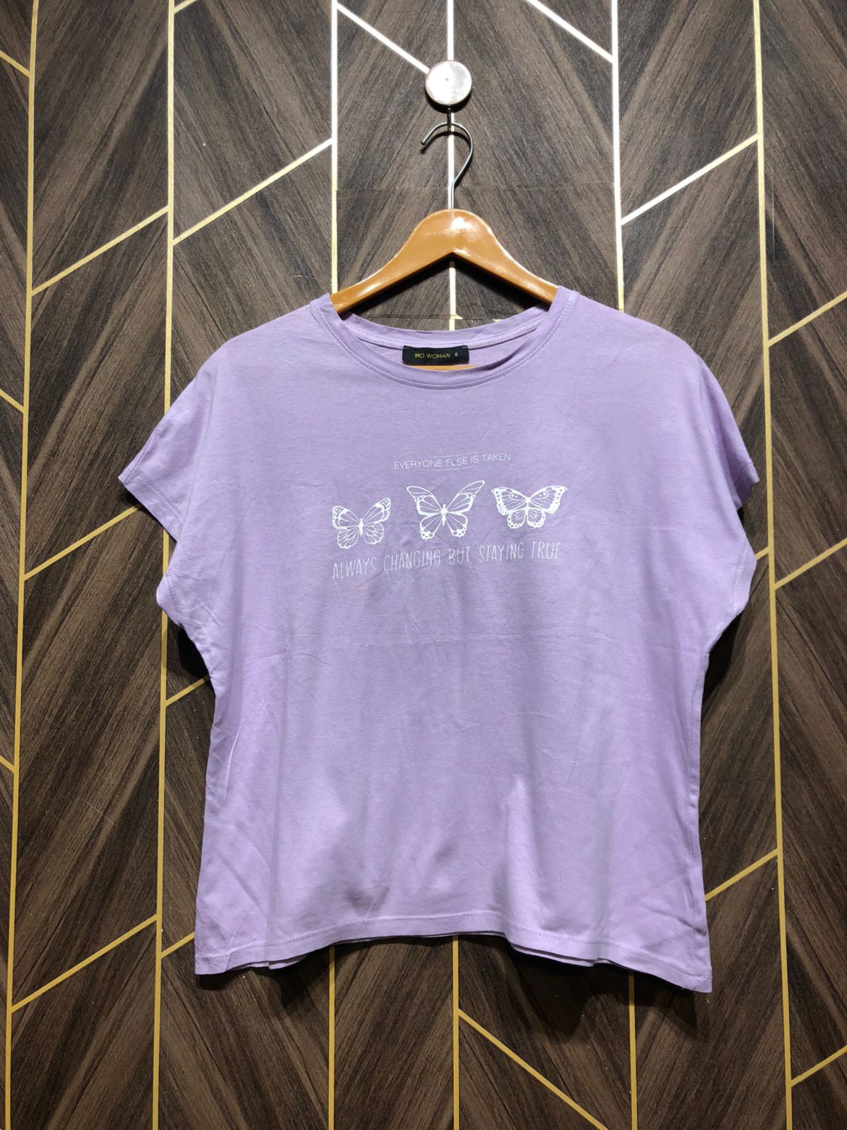 T-Shirt Jersey Small to Medium Size Length 22