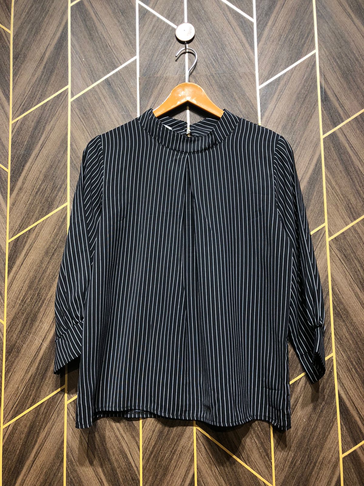 Western Top Cotton – -Large Size (Chest: 21, Length: 23  )
