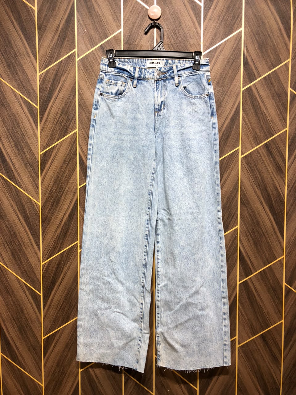 Women Wide Leg Jeans Small | Waist 28 | Length 39