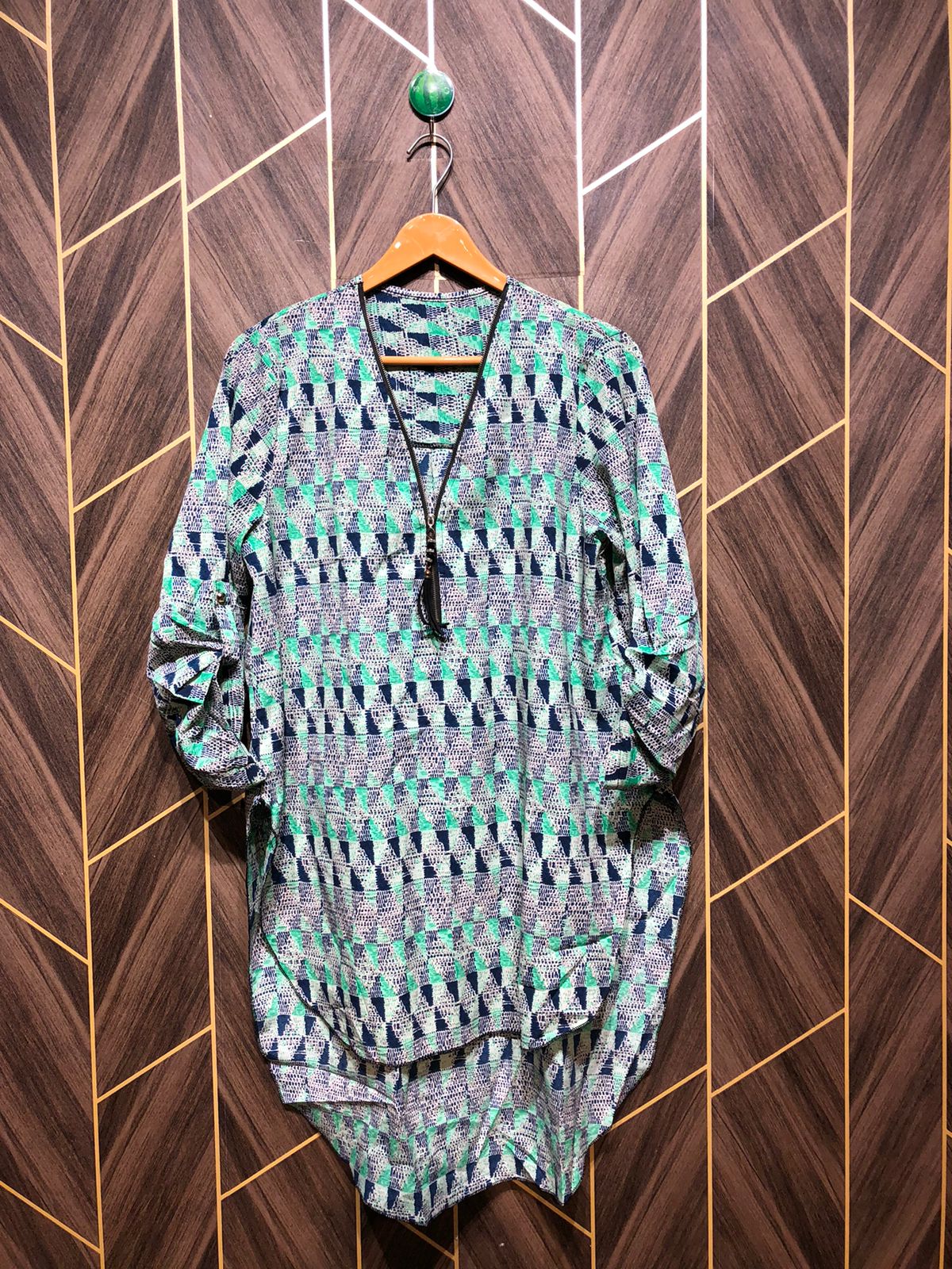 Women Long Shirt Chiffon Large | Chest 20 | Length 37