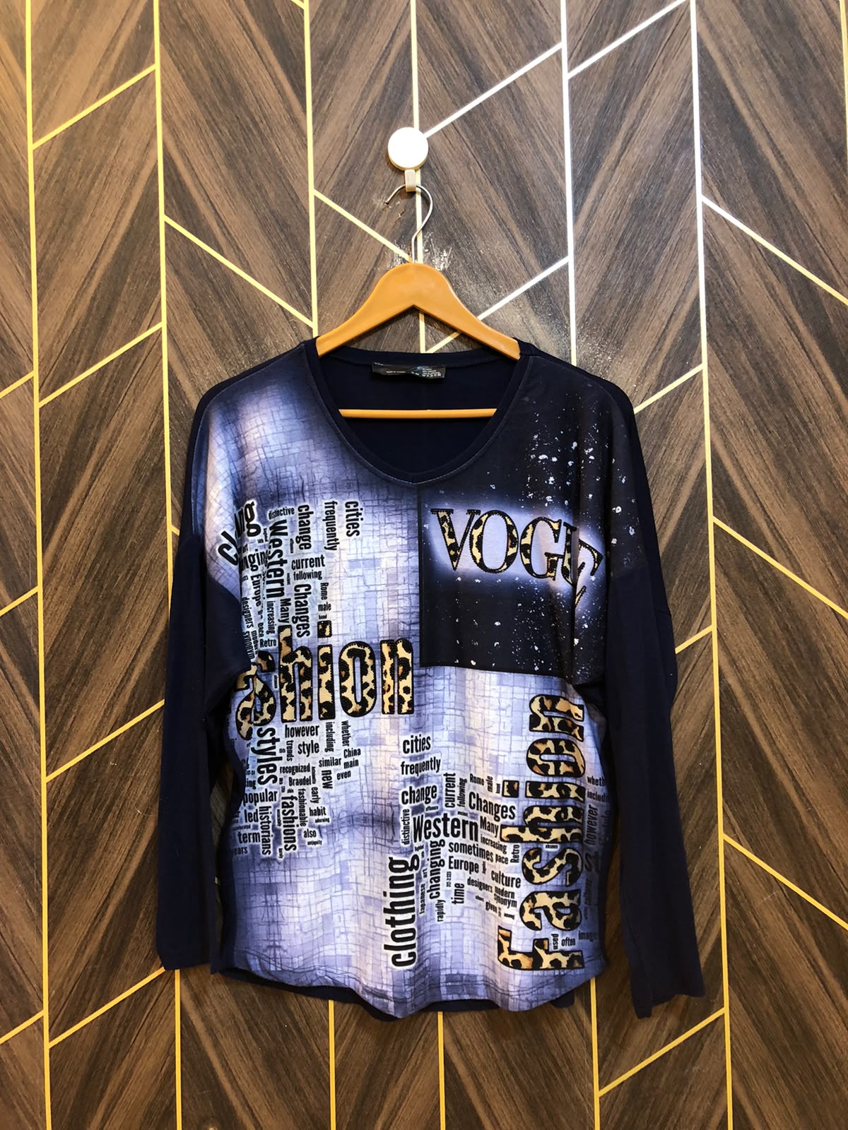 Women Crop Sweater Medium | Size | Chest 19 | Length 26 baggy