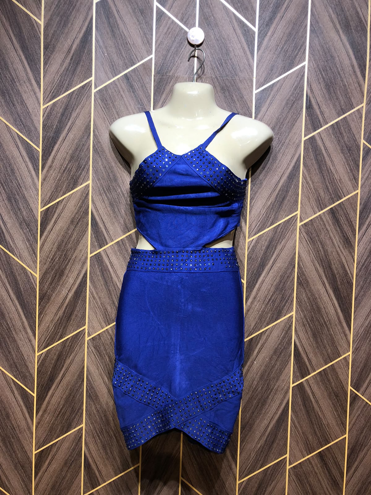 body cone Party Dress fitted  strechebal Small Size Chest 18 Length 33