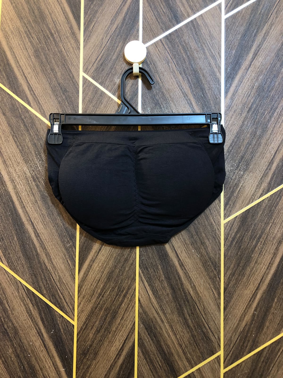 Women Mini Shorts Gym Wear Medium | Size Waist 30 32 back foam