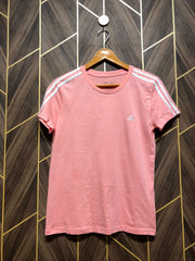 T-Shirt Jersey Medium Size Length  24 fitted