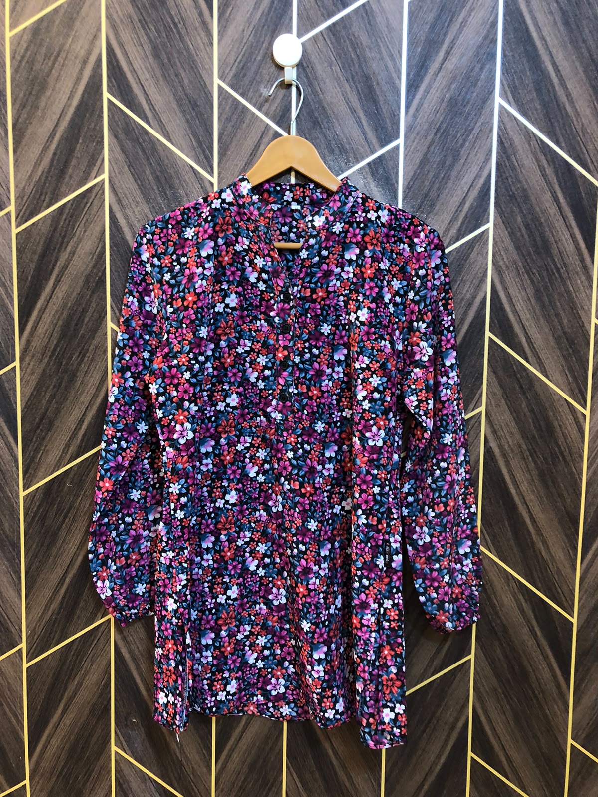 Western Top Chiffon – Medium Size (Chest: 19, Length: 30 )