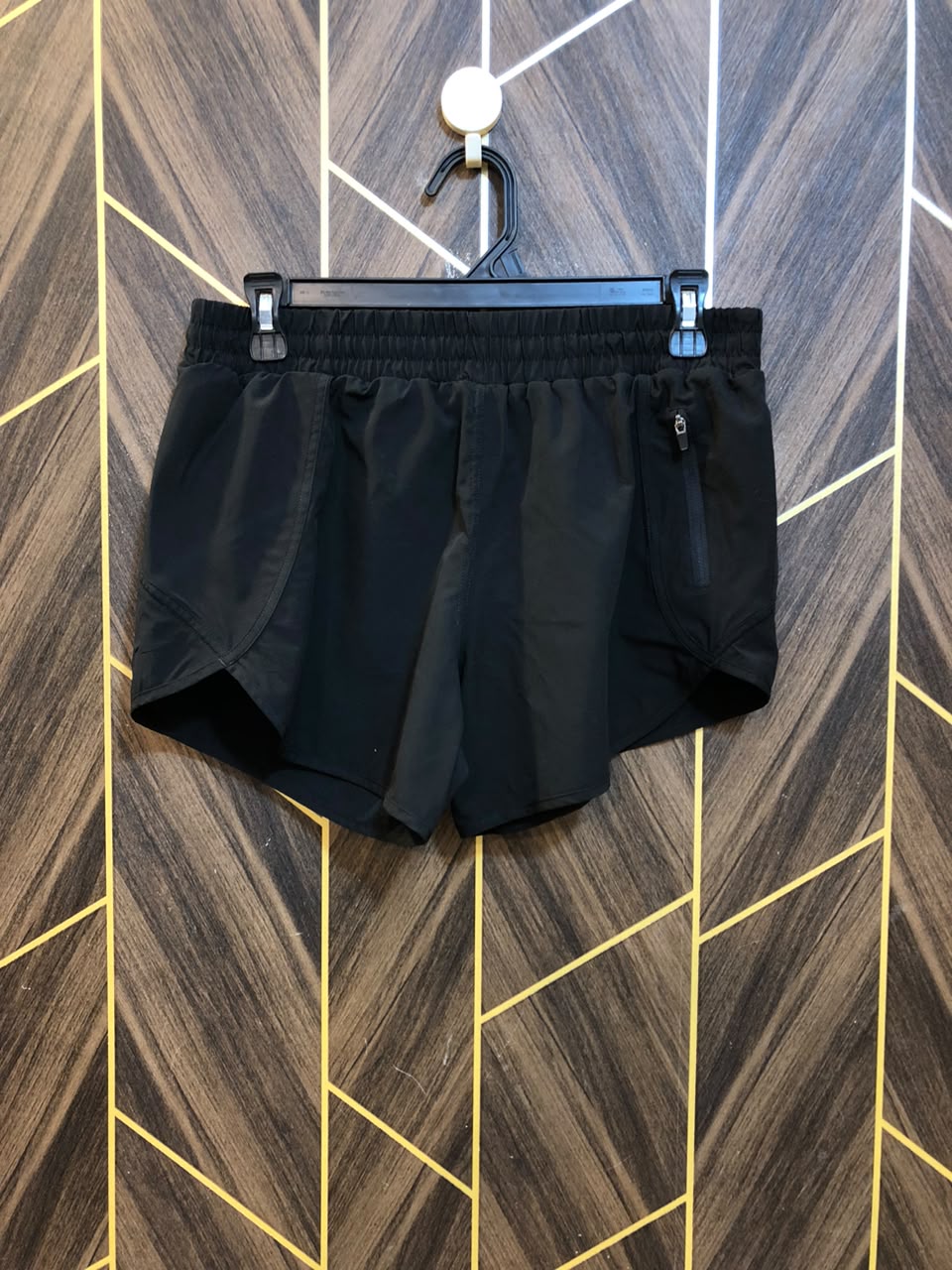 Women Mini Shorts Silk Small to Medium | Size Waist 28–30