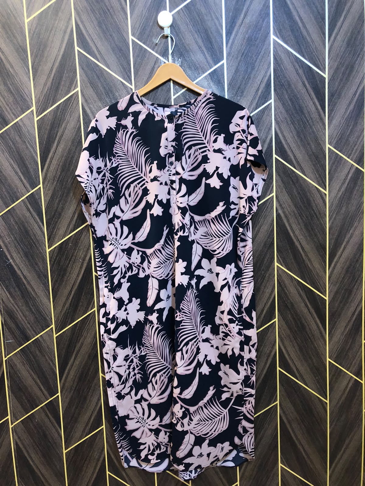 Western Long Maxi Chiffon 1XL | Size | Chest 23 | Length 44