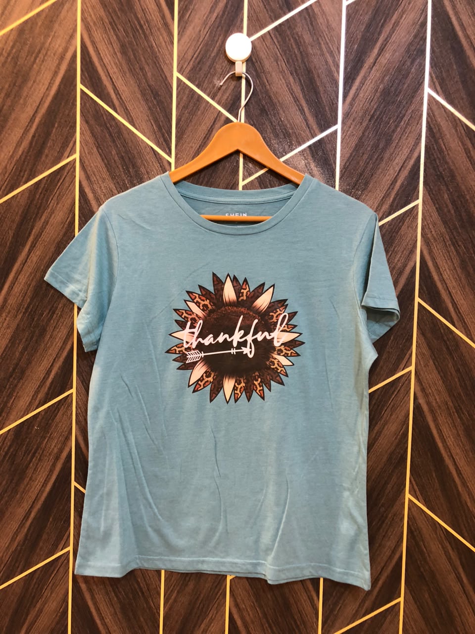 T-Shirt Jersey Medium to Large Size Length 25