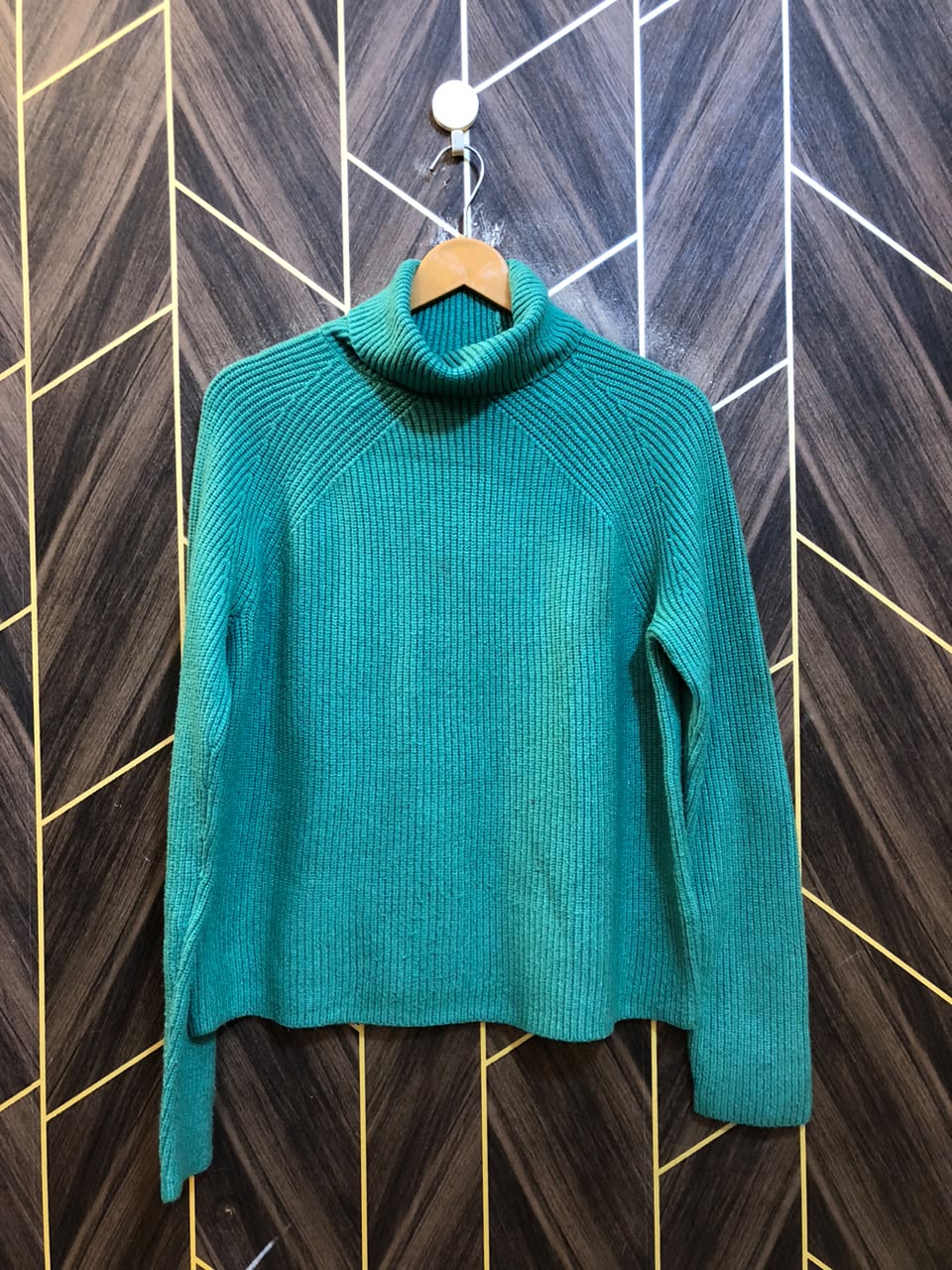 Women Crop Sweater Small | Size | Chest 18 | Length 24