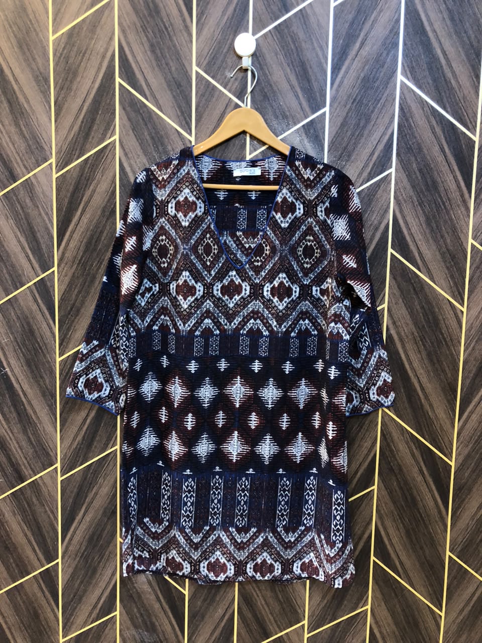 Women Long Shirt Chiffon Large | Chest 20 | Length 35
