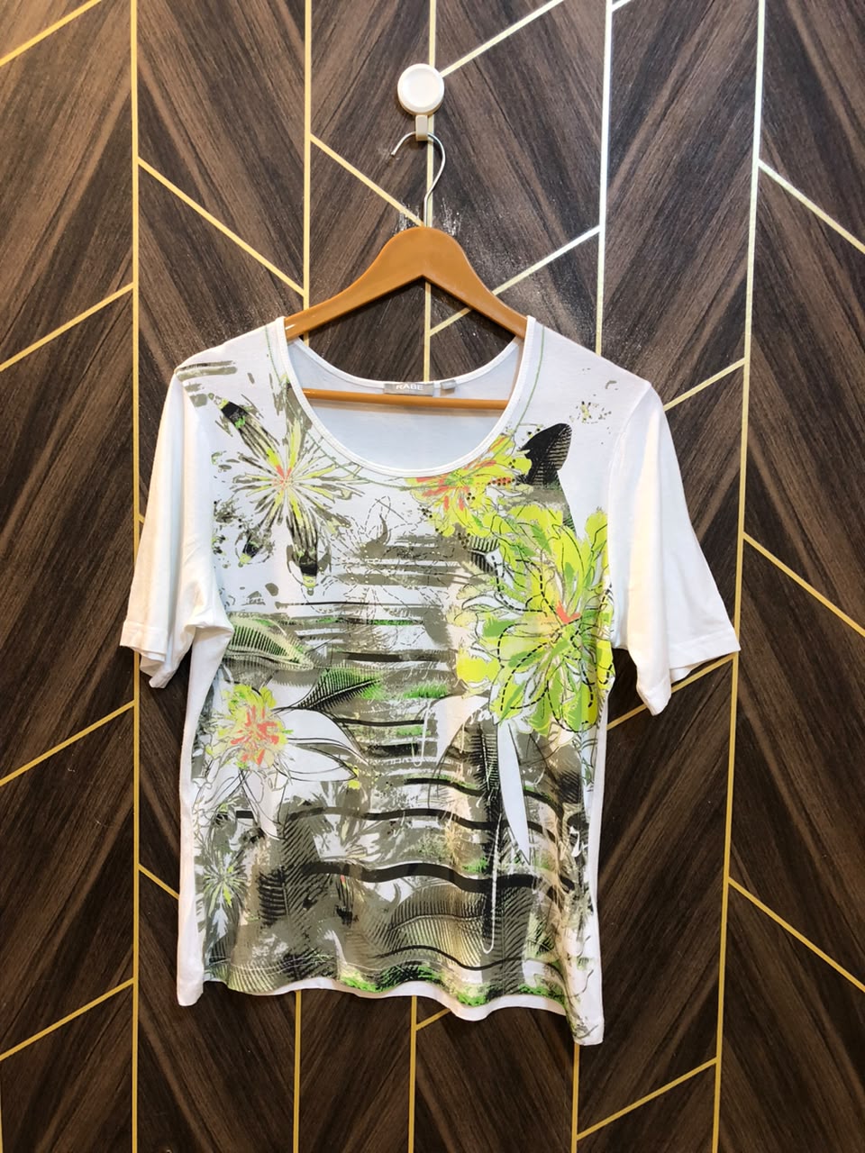 T-Shirt Jersey Medium Size Length 24