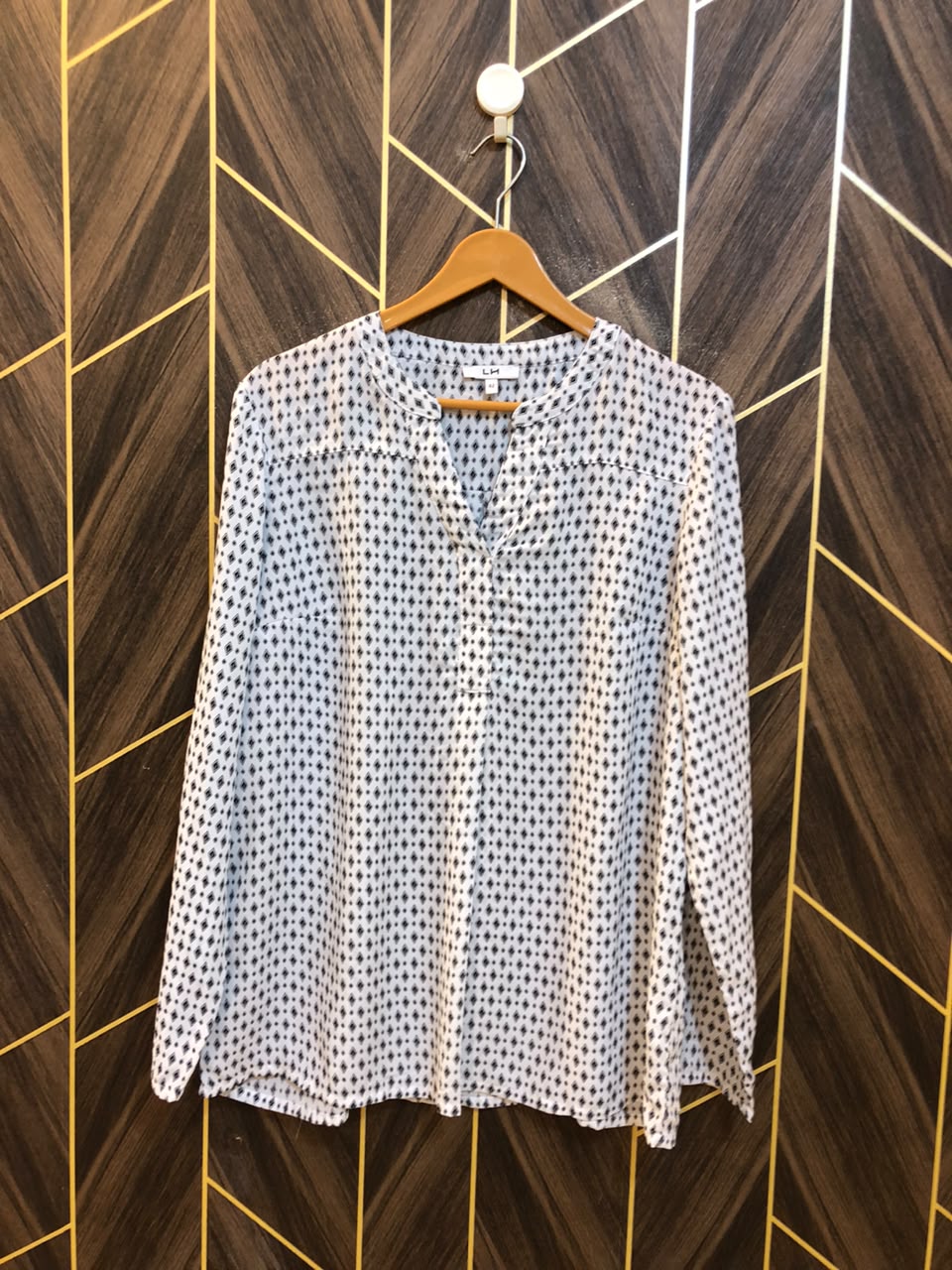 Western Top Chiffon – Large Size (Chest: 21 , Length: 28 )