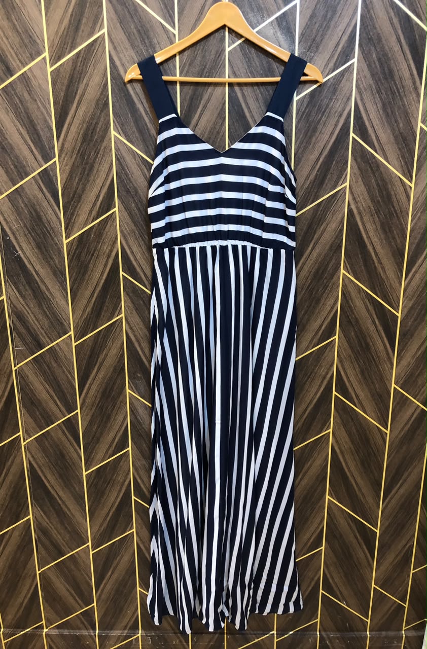 Western Long Maxi Chiffon Small | Size | Chest 18 | Length 58