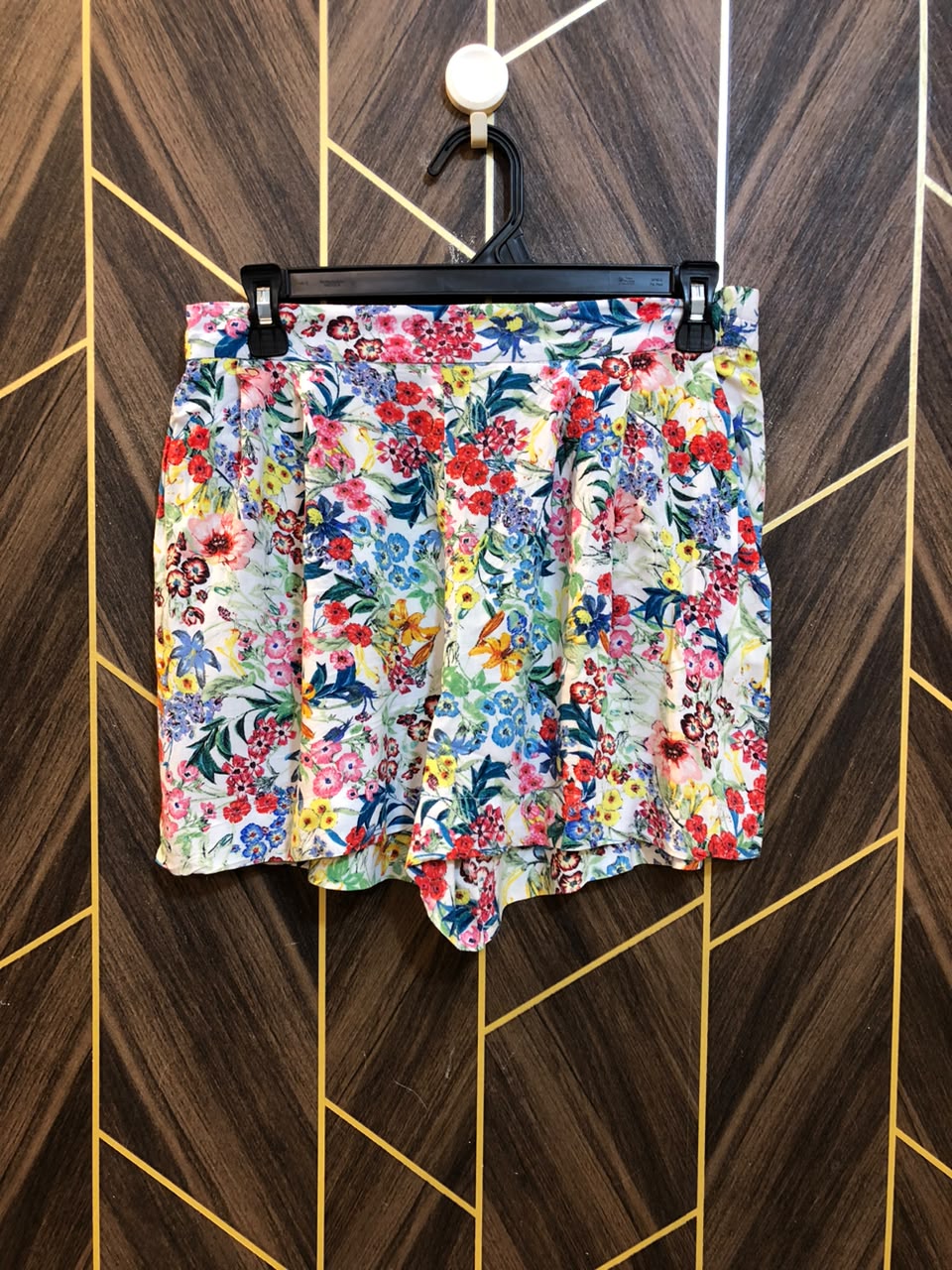 Women Mini Shorts Linen Small to Medium | Size Waist 28–30