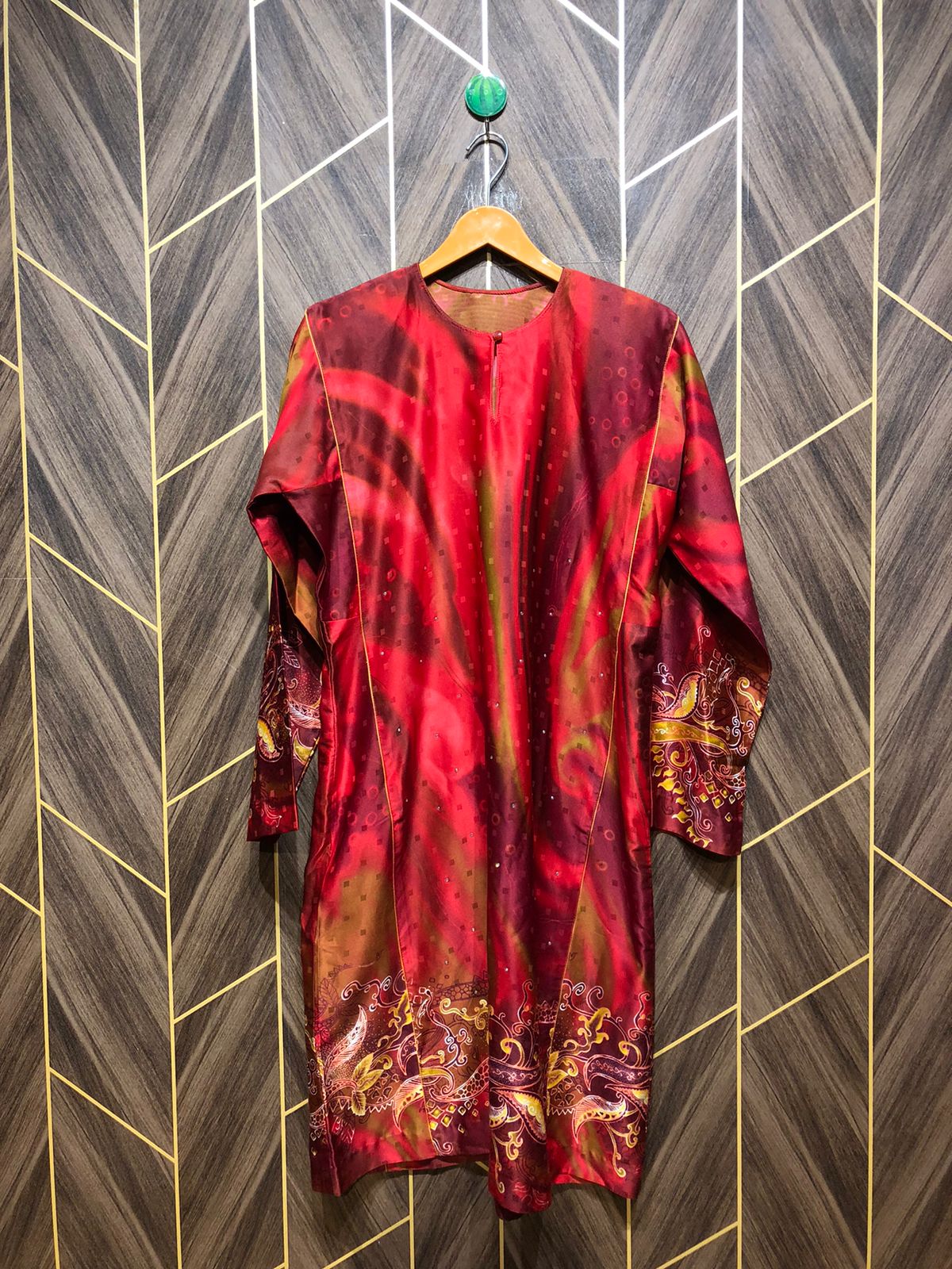 Silk Cordset – Medium (Shirt Chest 22 , Length 41 | Skirt Waist 30 , Length 39  )