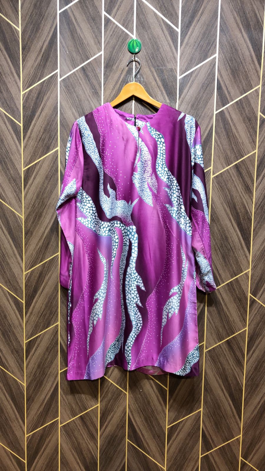 Silk Cordset – Small (Shirt Chest 19 , Length 38 | Skirt Waist 32 , Length 38)