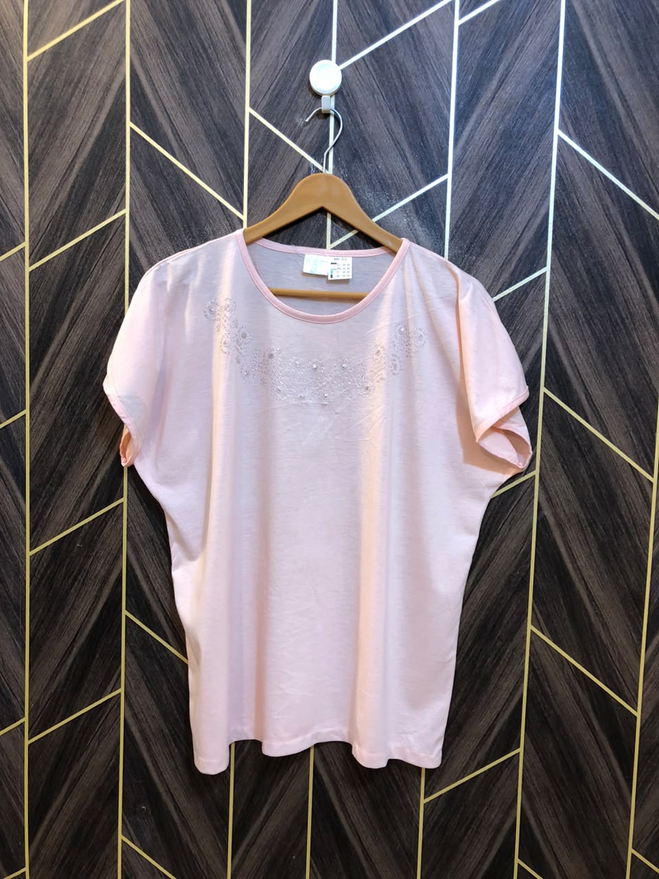 T-Shirt Jersey Medium Size Length 26 baggy