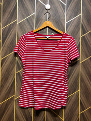 T-Shirt Jersey Small to Medium Size Length 24