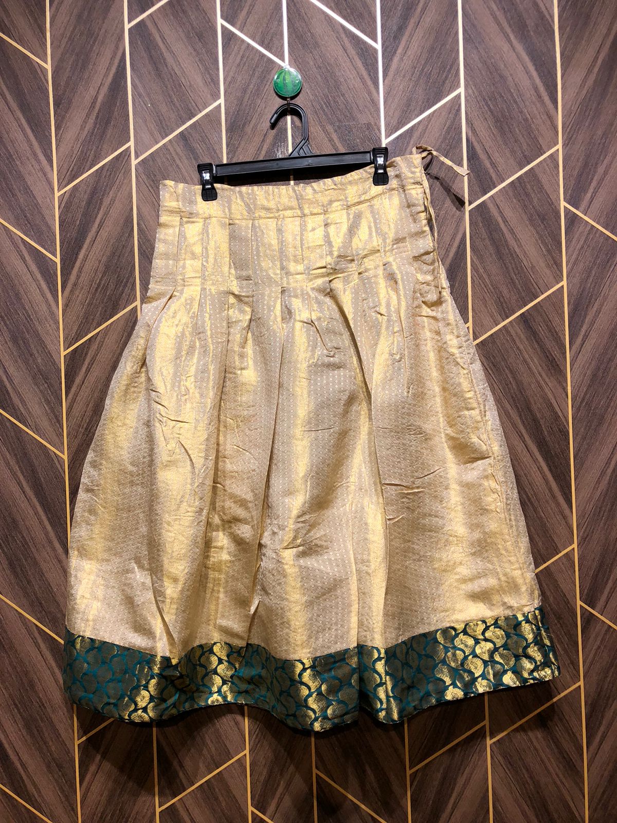 Western Silk Skirts Medium | Size Waist 32 | Length 33