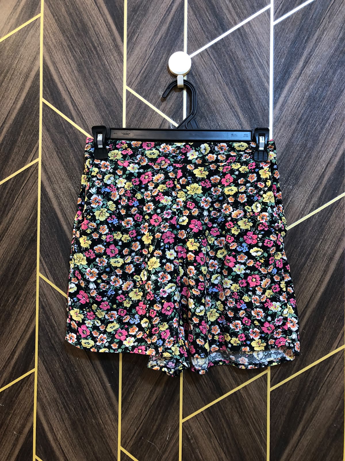 Women Mini Shorts Linen X Small to Small | Size Waist 27–28