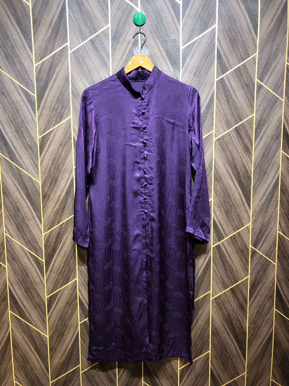 Women Long Shirt Silk Large | Size | Chest 20 | Length 44