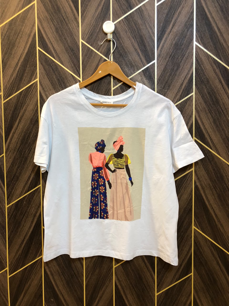 T-Shirt Jersey Medium Size Length 24 baggy